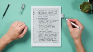 Handschriftliche Notiz auf dem Manta mit grau markierter Überschrift Force Fields.