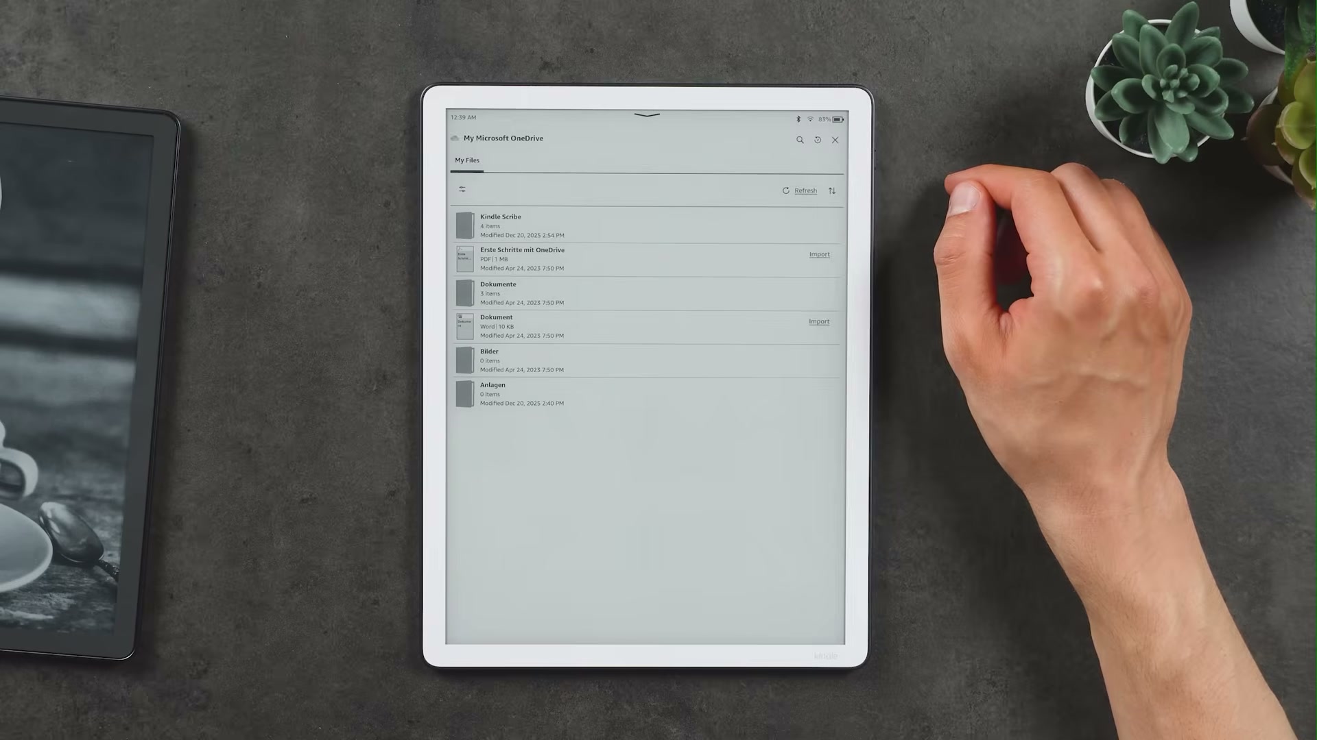 Kindle Scribe 2025 mit geöffnetem Microsoft-OneDrive-Import